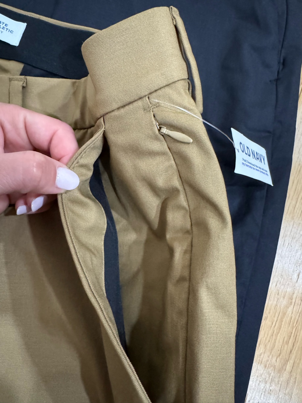 3-pack Old Navy men’s ultimate tech athletic quick dry pants 36x32 - Picture 4 of 5
